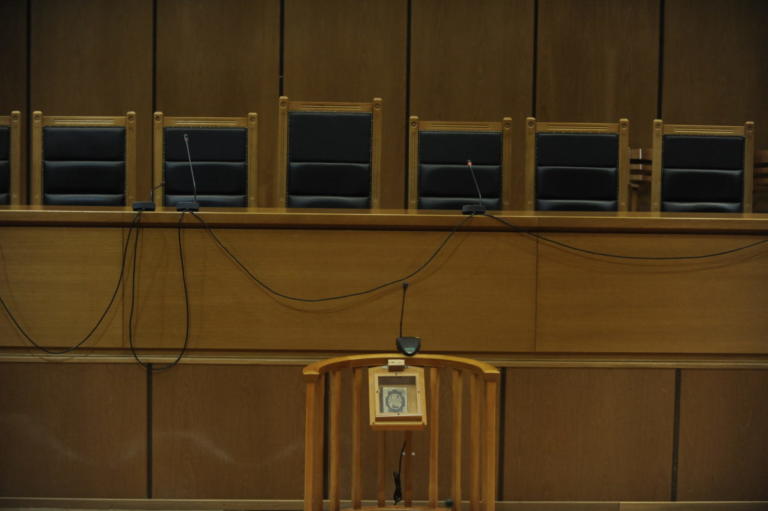 Αποζημίωση στον Θεοφίλου για κάθε μέρα παραμονής του στην φυλακή | Newsit.gr Αποζημίωση στον Θεοφίλου για κάθε μέρα παραμονής του στην φυλακή | Newsit.gr