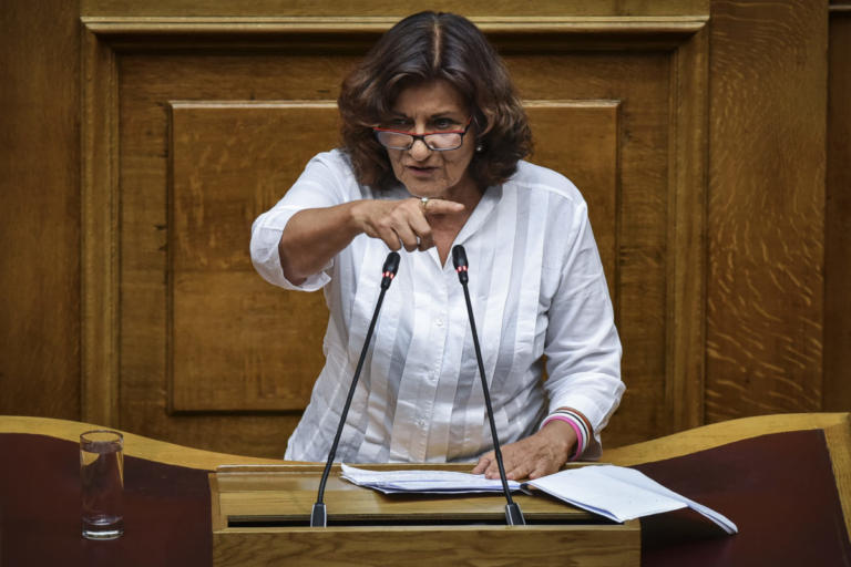Φωτίου: Αύξηση τους δικαιούχους των επιδομάτων ενοικίου και παιδιού | Newsit.gr Φωτίου: Αύξηση τους δικαιούχους των επιδομάτων ενοικίου και παιδιού | Newsit.gr