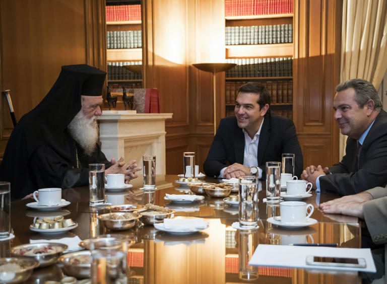 Συμφωνία για τη σχέση Κράτους – Εκκλησίας υπό το… άγρυπνο βλέμμα του Καμμένου! | Newsit.gr Συμφωνία για τη σχέση Κράτους – Εκκλησίας υπό το… άγρυπνο βλέμμα του Καμμένου! | Newsit.gr