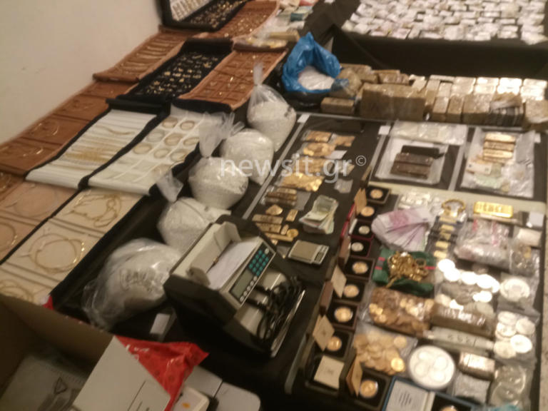 Ριχάρδος: Κλειδωμένος στα κρατητήρια ο “θησαυρός” – Το newsit.gr στα “χρυσά κελιά” | Newsit.gr Ριχάρδος: Κλειδωμένος στα κρατητήρια ο “θησαυρός” – Το newsit.gr στα “χρυσά κελιά” | Newsit.gr
