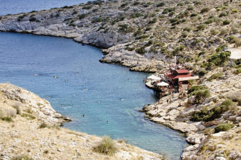 Έκανε μια βουτιά και βρήκε… όπλο – Μυστήριο στα Λιμανάκια στην Βουλιαγμένη | Newsit.gr Έκανε μια βουτιά και βρήκε… όπλο – Μυστήριο στα Λιμανάκια στην Βουλιαγμένη | Newsit.gr