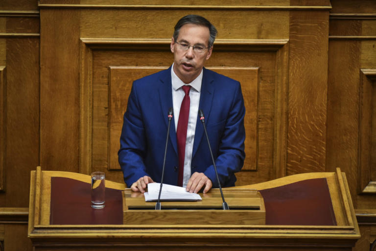 Μαυρωτάς: Χιλιάδες προσλήψεις στο Δημόσιο με «φωτογραφικές» προκηρύξεις | Newsit.gr Μαυρωτάς: Χιλιάδες προσλήψεις στο Δημόσιο με «φωτογραφικές» προκηρύξεις | Newsit.gr