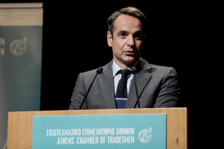 Μητσοτάκης για Τσίπρα: «Χοντροκομμένη απόπειρα εξαπάτησης των πολιτών οι παροχές» | Newsit.gr Μητσοτάκης για Τσίπρα: «Χοντροκομμένη απόπειρα εξαπάτησης των πολιτών οι παροχές» | Newsit.gr