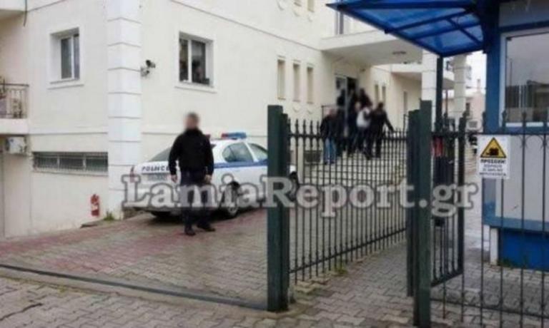 Λαμία: Προφυλακίστηκε ο Αλβανός για τα ναρκωτικά | Newsit.gr Λαμία: Προφυλακίστηκε ο Αλβανός για τα ναρκωτικά | Newsit.gr