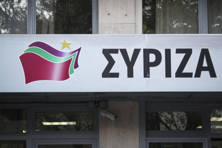 ΣΥΡΙΖΑ κατά Άδωνι για τους νεκρούς του Πολυτεχνείου | Newsit.gr ΣΥΡΙΖΑ κατά Άδωνι για τους νεκρούς του Πολυτεχνείου | Newsit.gr