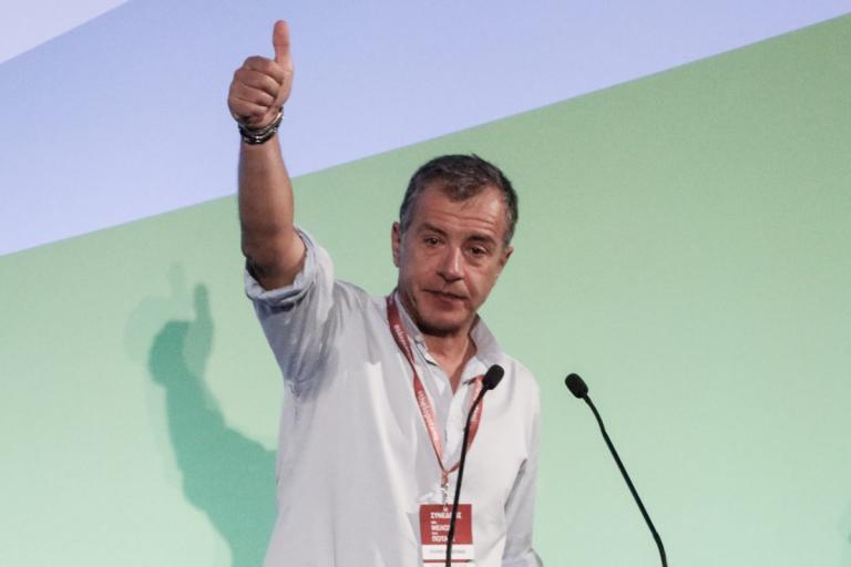 Διαψεύδει τα σενάρια διάλυσης του «Ποταμιού» ο Σταύρος Θεοδωράκης
