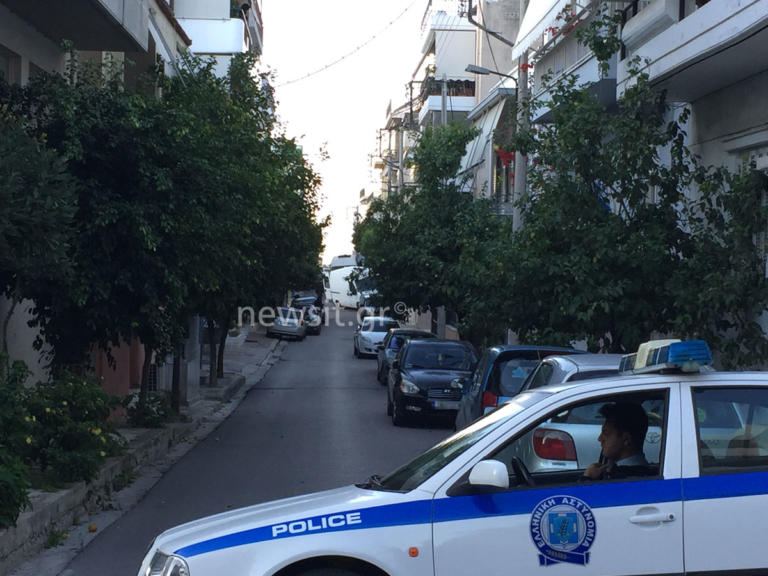 Μαζική καταδίκη των κομμάτων για τη βόμβα στο σπίτι του Ισίδωρου Ντογιάκου | Newsit.gr Μαζική καταδίκη των κομμάτων για τη βόμβα στο σπίτι του Ισίδωρου Ντογιάκου | Newsit.gr