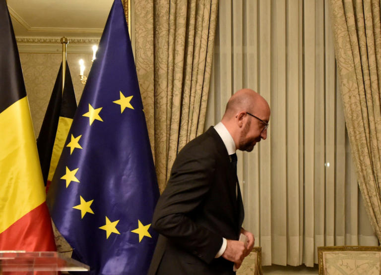 Κυβερνητική κρίση στο Βέλγιο – Παραιτήθηκε ο πρωθυπουργός | Newsit.gr Κυβερνητική κρίση στο Βέλγιο – Παραιτήθηκε ο πρωθυπουργός | Newsit.gr