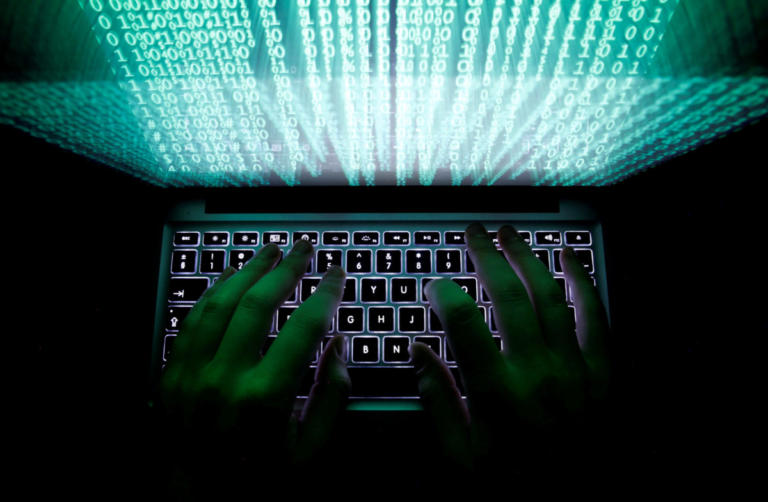 Πέθανε ο Λόρενς Ρόμπερτς, ένας από τους “πατέρες” του Ίντερνετ | Newsit.gr Πέθανε ο Λόρενς Ρόμπερτς, ένας από τους “πατέρες” του Ίντερνετ | Newsit.gr