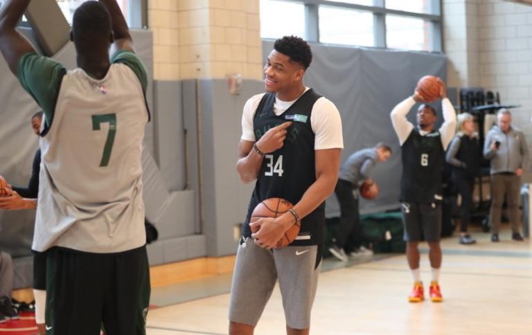 Αθλητικές μεταδόσεις: Χριστούγεννα με NBA και Αντετοκούνμπο (25/12) | Newsit.gr Αθλητικές μεταδόσεις: Χριστούγεννα με NBA και Αντετοκούνμπο (25/12) | Newsit.gr