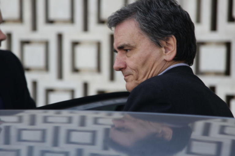Το μεγάλο στοίχημα του 2019 ακούει στο όνομα «έξοδος στις αγορές» – Ψάχνει επενδυτές στην Ν. Υόρκη ο Ευκλείδης Τσακαλώτος | Newsit.gr Το μεγάλο στοίχημα του 2019 ακούει στο όνομα «έξοδος στις αγορές» – Ψάχνει επενδυτές στην Ν. Υόρκη ο Ευκλείδης Τσακαλώτος | Newsit.gr
