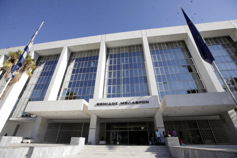 Άρειος Πάγος: Αναβλήθηκε η συζήτηση για τα δάνεια σε ελβετικό φράγκο | Newsit.gr Άρειος Πάγος: Αναβλήθηκε η συζήτηση για τα δάνεια σε ελβετικό φράγκο | Newsit.gr