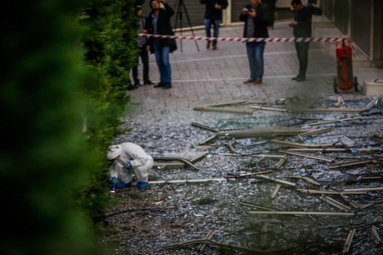 ΣΥΡΙΖΑ για έκρηξη στον ΣΚΑΙ: Καταδικάζουμε απερίφραστα την επίθεση | Newsit.gr ΣΥΡΙΖΑ για έκρηξη στον ΣΚΑΙ: Καταδικάζουμε απερίφραστα την επίθεση | Newsit.gr