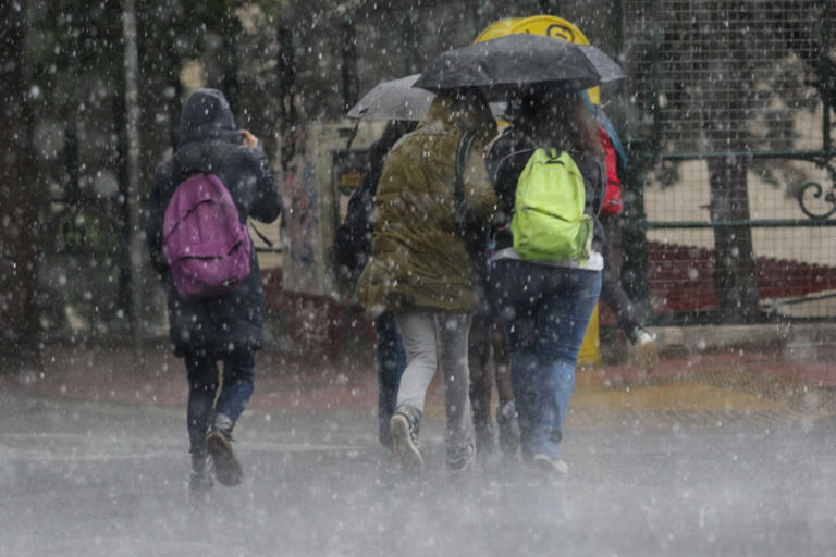 Καιρός: Καταιγίδες και χαμηλές θερμοκρασίες | Newsit.gr Καιρός: Καταιγίδες και χαμηλές θερμοκρασίες | Newsit.gr