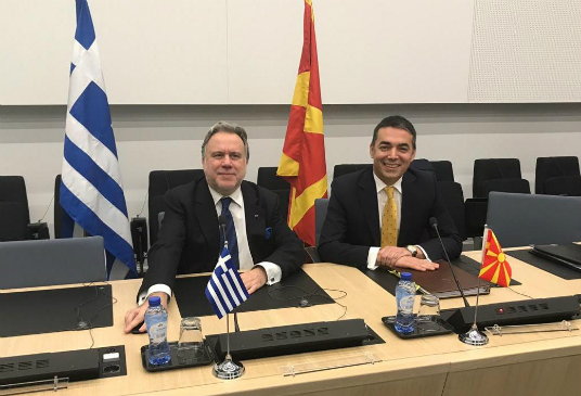 Κατρούγκαλος σε Ντιμιτρόφ: Να είστε προσεκτικοί για να μην υπάρχουν παρερμηνείες | Newsit.gr Κατρούγκαλος σε Ντιμιτρόφ: Να είστε προσεκτικοί για να μην υπάρχουν παρερμηνείες | Newsit.gr