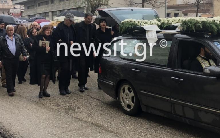 ÎÎ¹Î´ÏÎ¼ÏÏÎµÎ¹ÏÎ¿: Î ÎºÎ·Î´ÎµÎ¯Î± ÏÎ·Ï ÏÎ¿Î¹ÏÎ®ÏÏÎ¹Î±Ï ÏÎ¿Ï Î´Î¿Î»Î¿ÏÎ¿Î½Î®Î¸Î·ÎºÎµ ÏÏÎ· Î¡ÏÎ´Î¿ â Î¡Î±Î³Î¯Î¶Î¿ÏÎ½ ÎºÎ±ÏÎ´Î¹Î­Ï Î³Î¹Î± ÏÎ·Î½ ÎÎ»Î­Î½Î· Î¤Î¿ÏÎ±Î»Î¿ÏÎ´Î·! | Newsit.gr