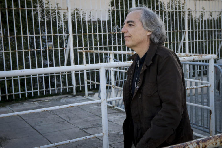 Πρωτοχρονιά στο σπίτι του θα κάνει ο Δημήτρης Κουφοντίνας | Newsit.gr Πρωτοχρονιά στο σπίτι του θα κάνει ο Δημήτρης Κουφοντίνας | Newsit.gr