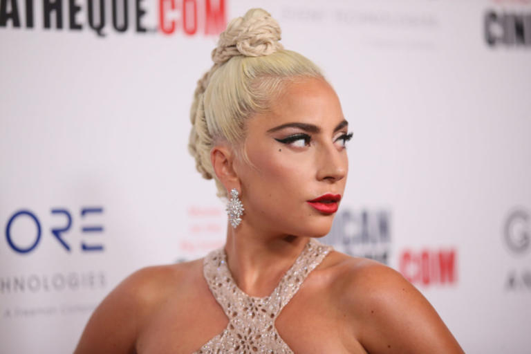 Η Madonna «ξεμπρόστιασε» την Lady Gaga! | Newsit.gr Η Madonna «ξεμπρόστιασε» την Lady Gaga! | Newsit.gr