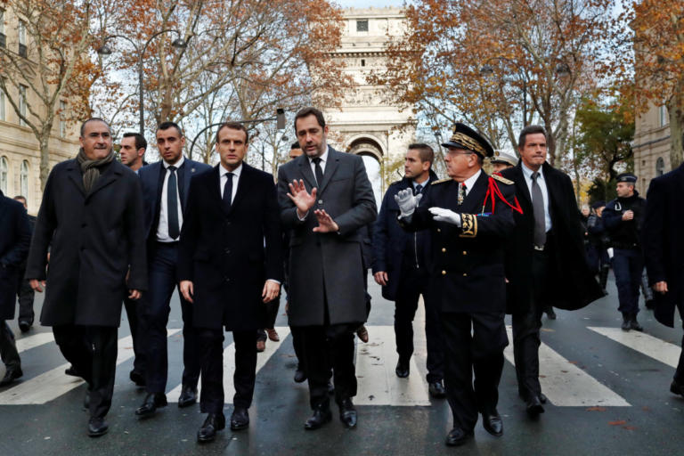 Διάλογο με κόμματα και “κίτρινα γιλέκα” ζητά ο Μακρόν | Newsit.gr Διάλογο με κόμματα και “κίτρινα γιλέκα” ζητά ο Μακρόν | Newsit.gr