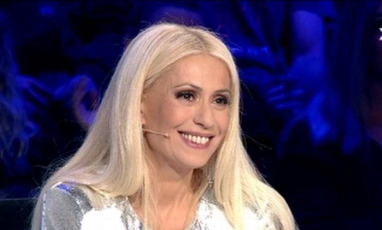 Ελλάδα έχεις Ταλέντο – Τελικός: Με αβυσσαλέο ντεκολτέ η Μαρία Μπακοδήμου! | Newsit.gr Ελλάδα έχεις Ταλέντο – Τελικός: Με αβυσσαλέο ντεκολτέ η Μαρία Μπακοδήμου! | Newsit.gr