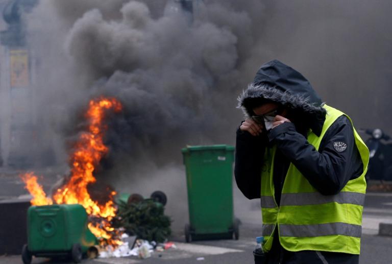 Κίτρινα γιλέκα: Εμανουέλ Μακρόν… πού είσαι; | Newsit.gr Κίτρινα γιλέκα: Εμανουέλ Μακρόν… πού είσαι; | Newsit.gr