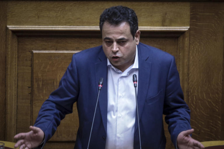 Σαντορινιός για δολοφονία Τοπαλούδη : “Τίποτα δεν θα μείνει στο σκοτάδι” | Newsit.gr Σαντορινιός για δολοφονία Τοπαλούδη : “Τίποτα δεν θα μείνει στο σκοτάδι” | Newsit.gr