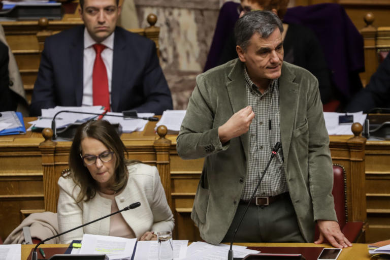 Τσακαλώτος: Έχετε δίκιο για τις τροπολογίες – Αποχώρησαν ΚΚΕ και Ποτάμι | Newsit.gr Τσακαλώτος: Έχετε δίκιο για τις τροπολογίες – Αποχώρησαν ΚΚΕ και Ποτάμι | Newsit.gr