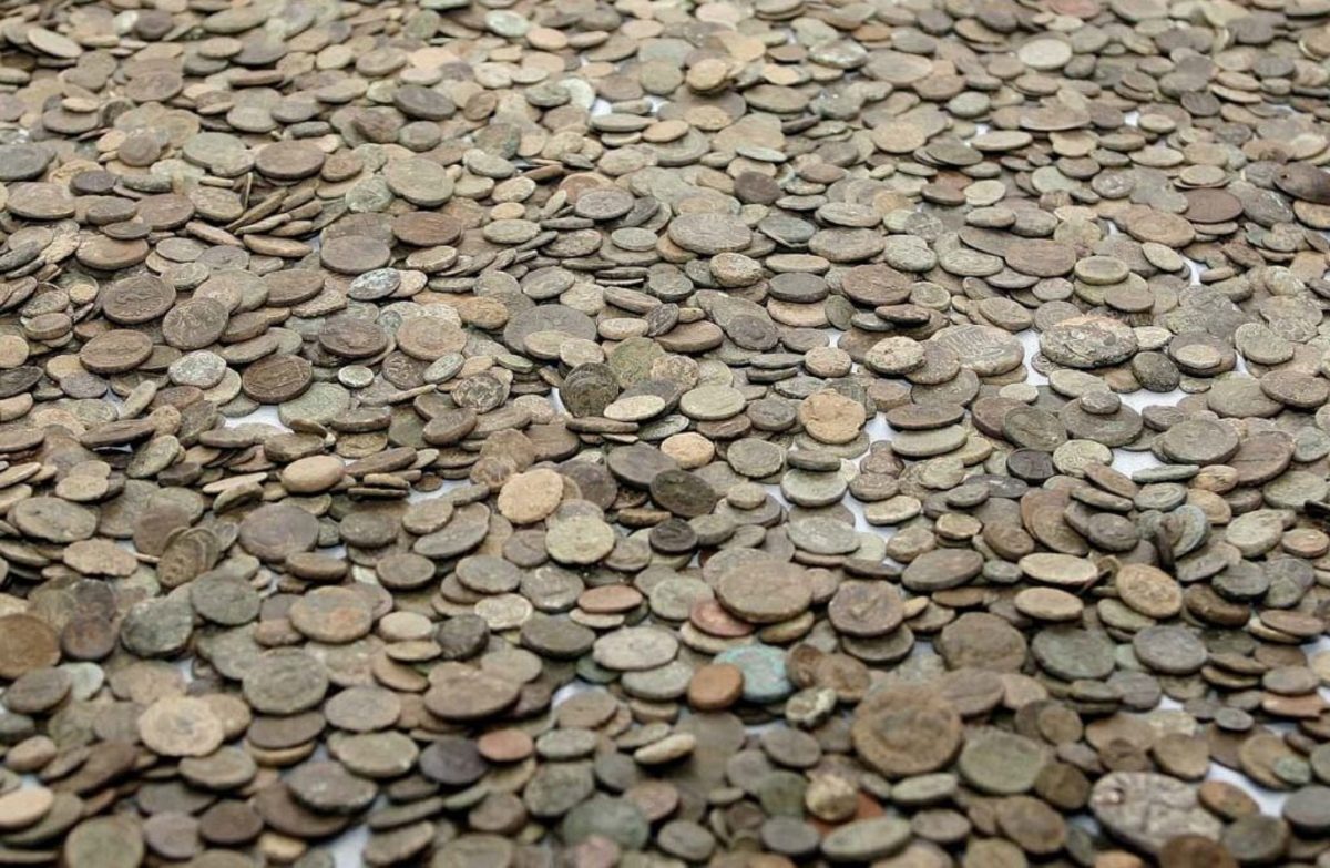 Αχαΐα: Έκλεψαν συλλεκτικά νομίσματα αξίας 100 χιλιάδων ευρώ!