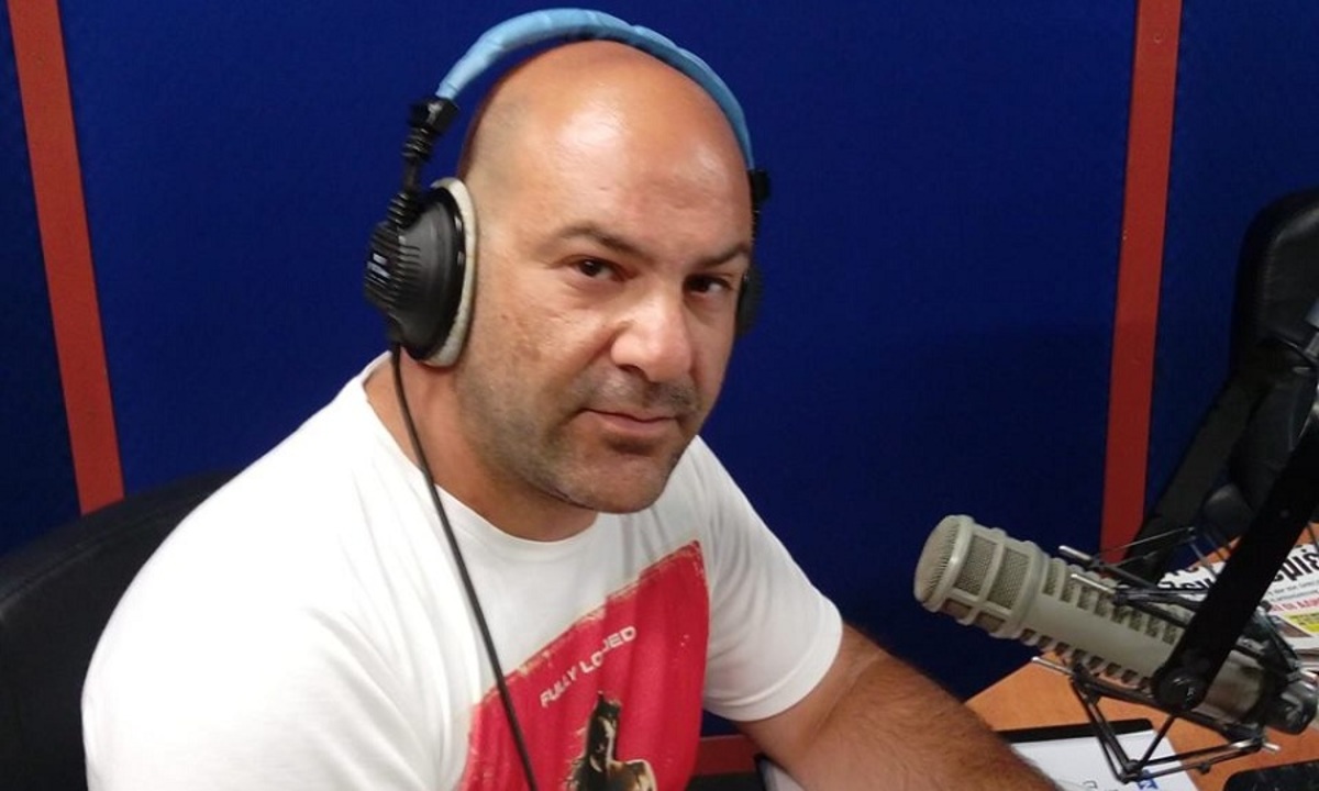 Ενέδρα και επίθεση στο δημοσιογράφο Άρη Ασβεστά!