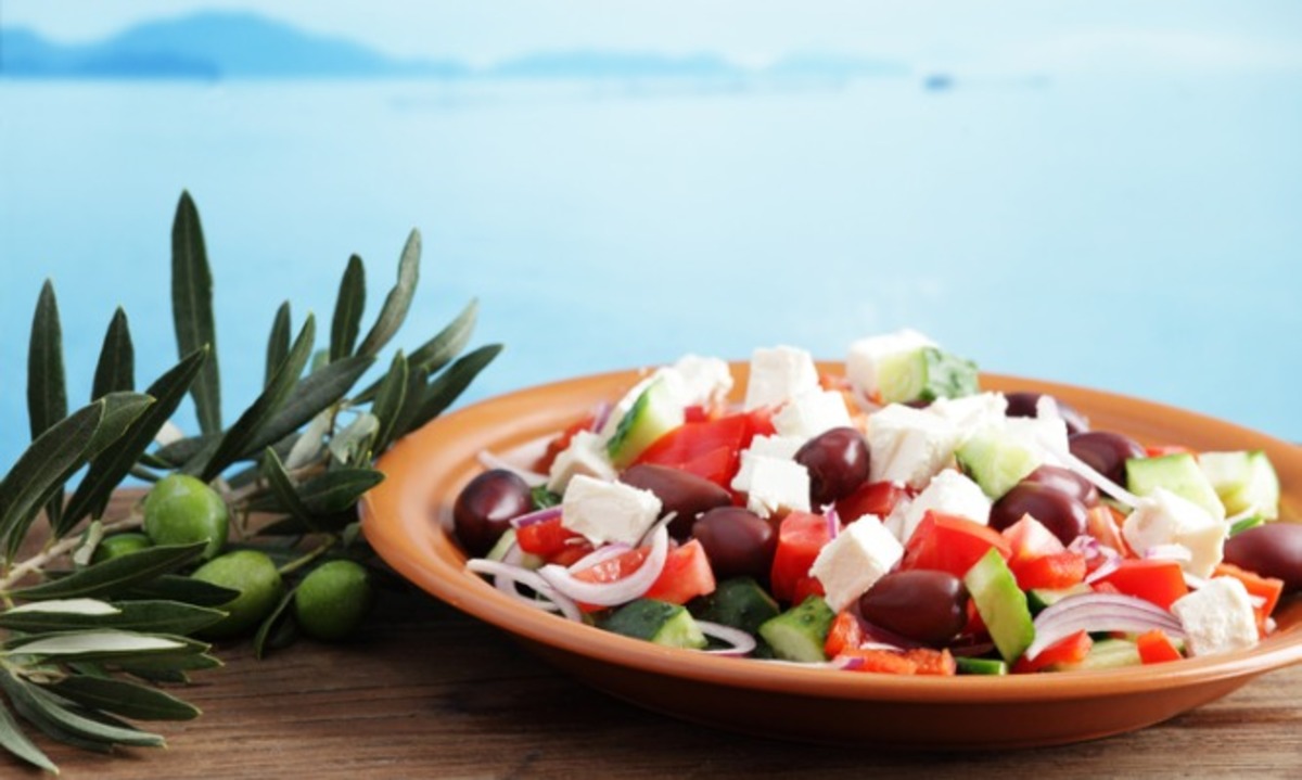 Μεσογειακή διατροφή: Από ποιον πολύ συχνό καρκίνο προστατεύει