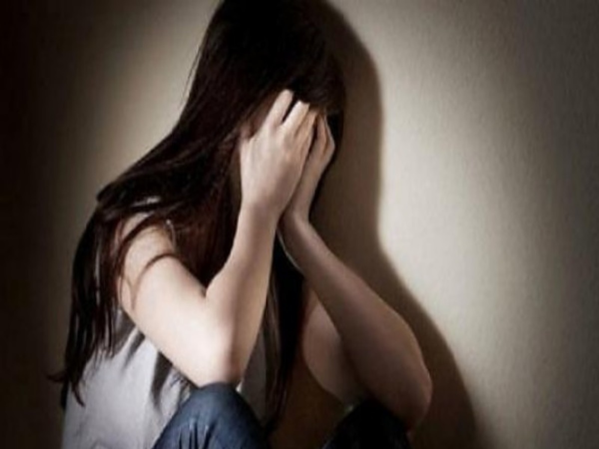 Σεξουαλική επίθεση κατά 17χρονης στη μέση του δρόμου!