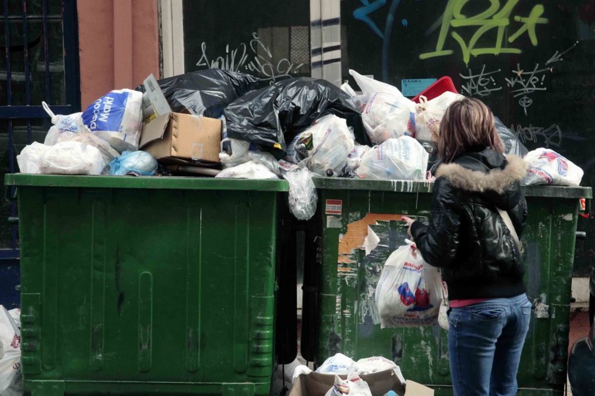 Θεσσαλονίκη: Έρχεται το “πληρώνω όσο πετάω” – Τέλη καθαριότητας ανάλογα με τον όγκο σκουπιδιών!