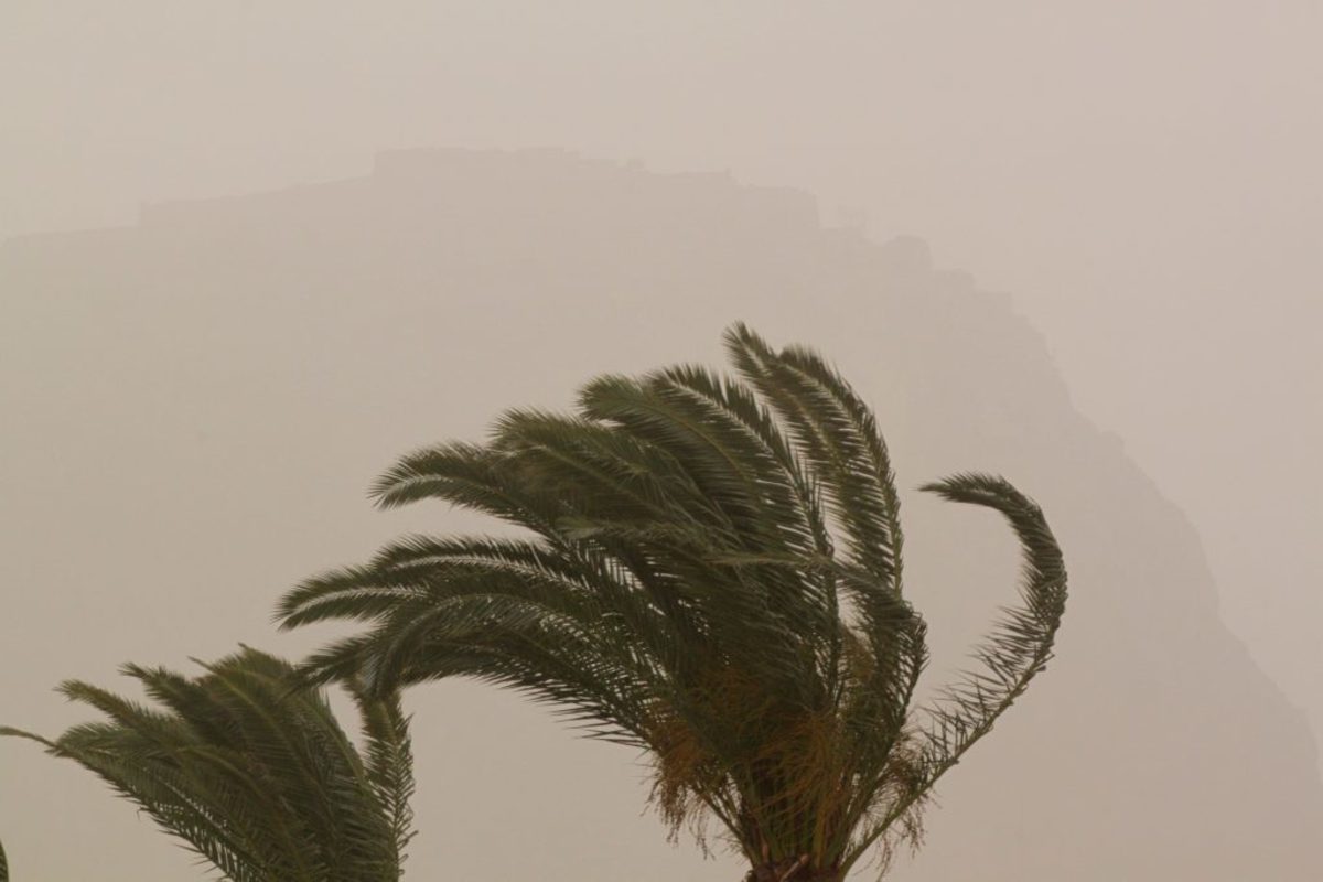 Κρήτη: Τα προβλήματα της κακοκαιρίας – Ισχυροί άνεμοι σαρώνουν Χανιά και Ηράκλειο!