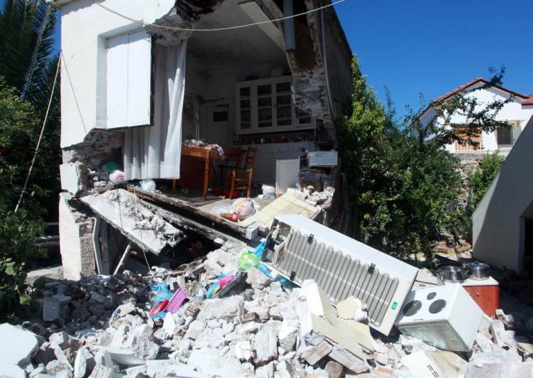 Λέσβος: Κατεδαφίσεις σπιτιών που χτυπήθηκαν από τον σεισμό – Τι πρέπει να γνωρίζουν οι σεισμόπληκτοι…