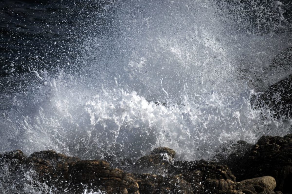 Απαγορευτικό απόπλου από το λιμάνι της Σούδας στα Χανιά και το λιμάνι του Ηρακλείου