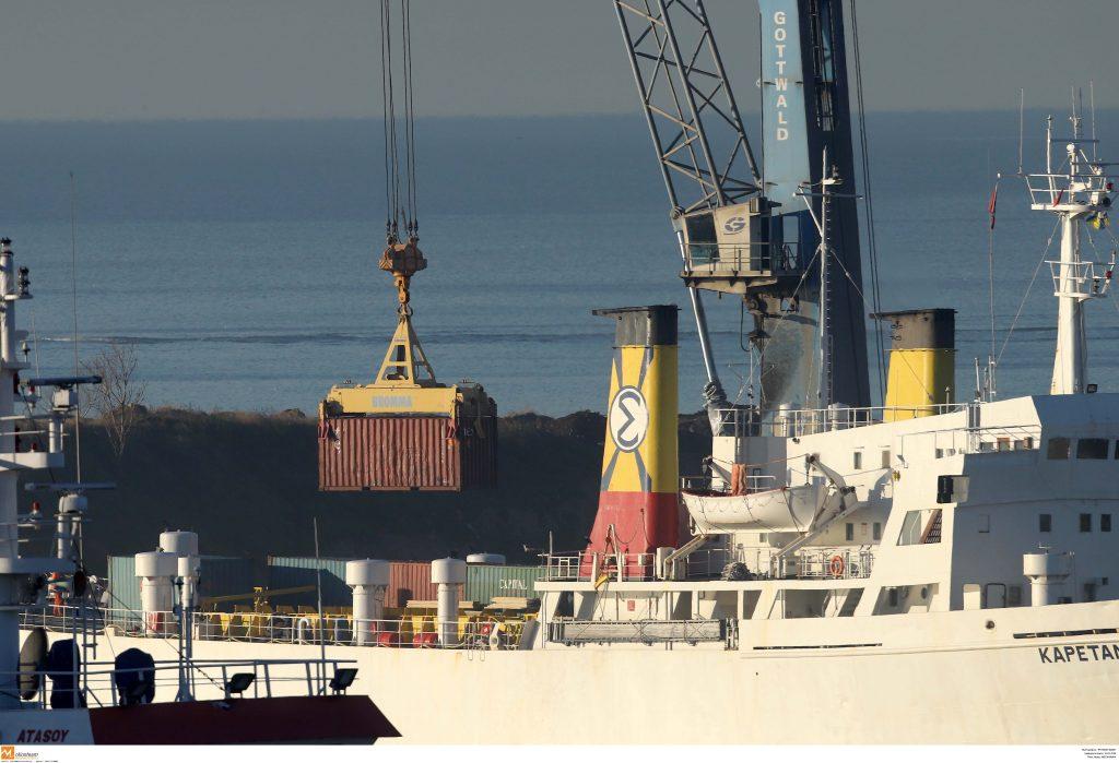 Θεσσαλονίκη: Έδεσε το πλοίο με τους 410 τόνους εκρηκτικών – Τι προβλέπει ο σχεδιασμός για τη συνέχεια…