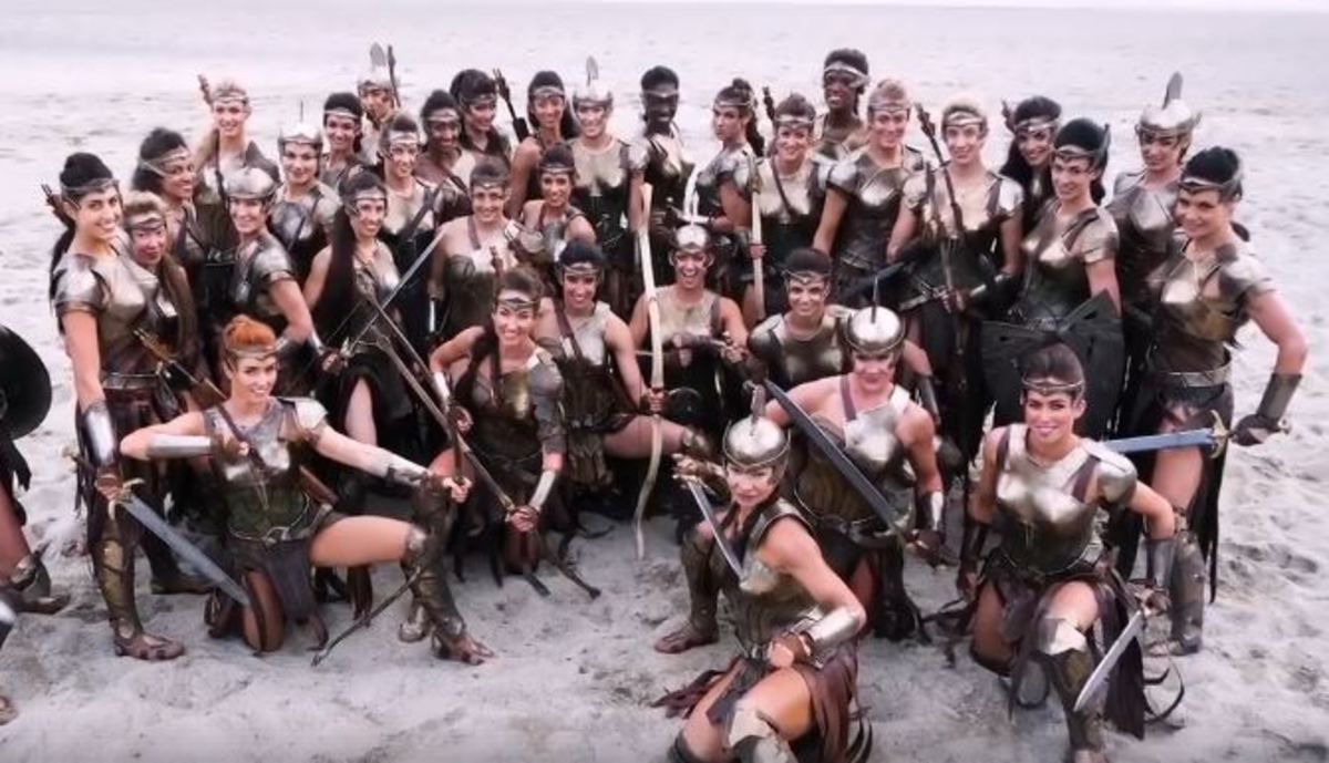 Η γυμναστική που ακολουθούν οι Αμαζόνες της ταινίας Wonder Woman