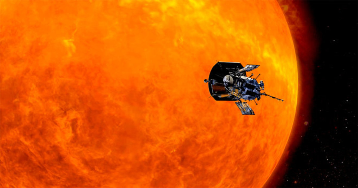 Οι διαστημικές αποστολές του 2018: Θα εκτοξευτεί το "Βαρύ Γεράκι"! Το ταξίδι στον "κολασμένο" Ήλιο και οι πρώτες τουρίστες στην Σελήνη - Όλα όσα θα συμβούν
