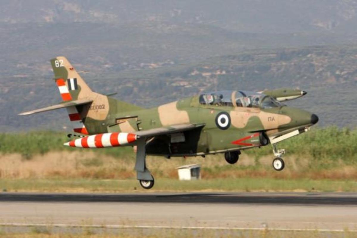 Αυτό είναι το αεροσκάφος που κατέπεσε σήμερα δυο ναυτικά μίλια νότια της Καλαμάτας [pics]
