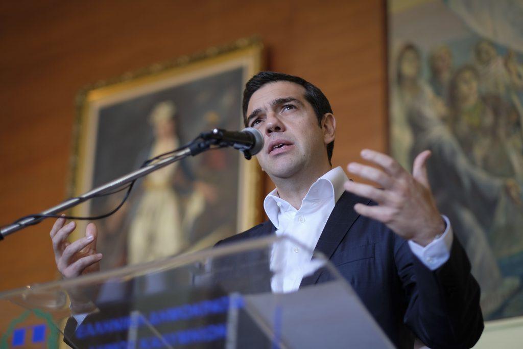 Τσίπρας: Επιδότηση εισιτηρίων και καυσίμων στους νησιώτες