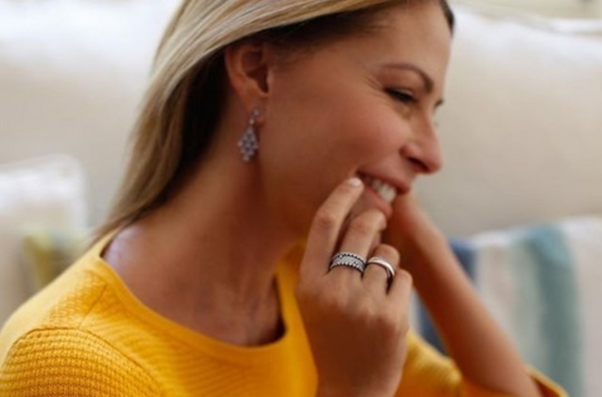 Τζένη Μπαλατσινού: Βραδινή έξοδος με την αδερφή του συντρόφου της, Βασίλη Κικίλια