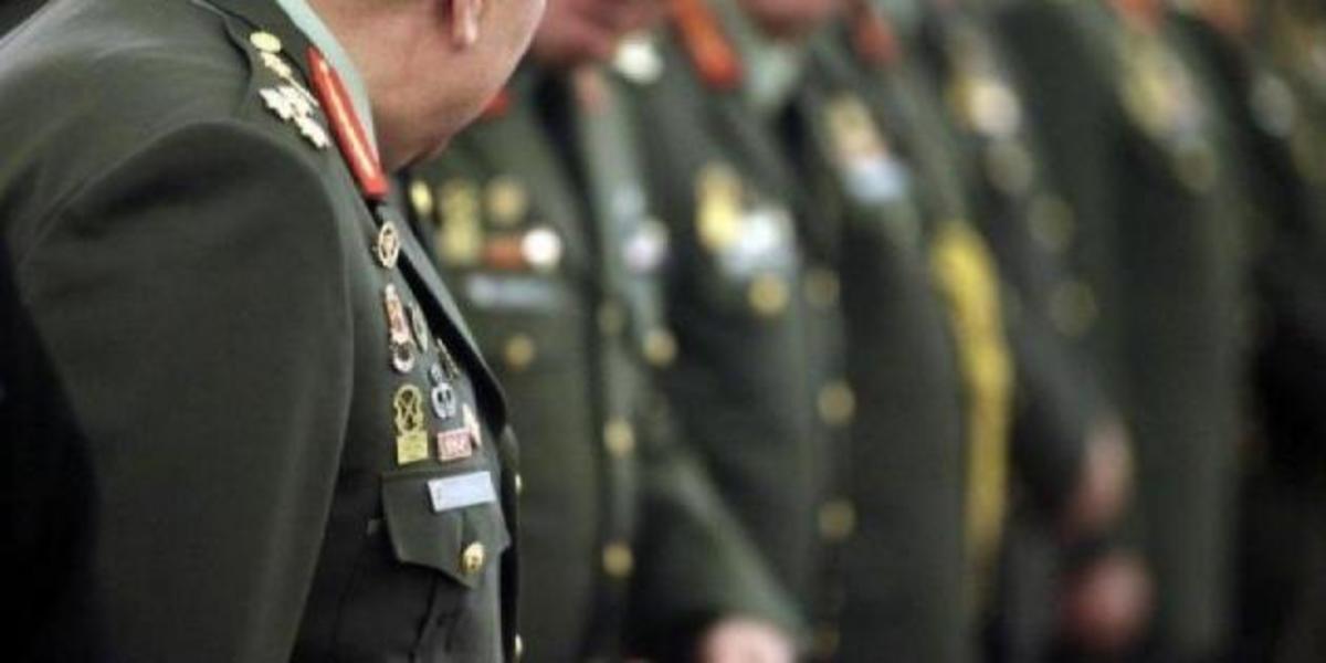 Κύπρος: Κρίθηκε ανίκανος αλλά παρέμεινε συνταγματάρχης!