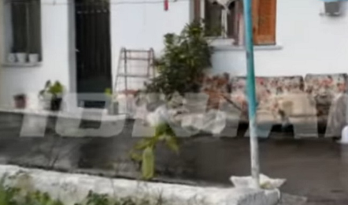 Λακωνία: Τον σκότωσαν στο ξύλο μέσα σε αυτό το σπίτι – Σοκάρει τη Σκάλα η στυγερή δολοφονία [pic, vids]