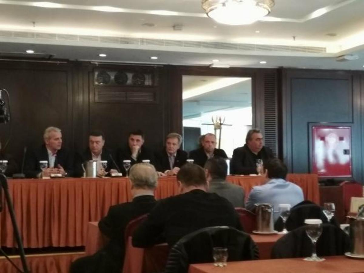 Συνδικαλιστικό “μέτωπο” Ενόπλων Δυνάμεων – Σωμάτων Ασφαλείας για μισθολόγιο, συνταξιοδοτικό και οδοιπορικά