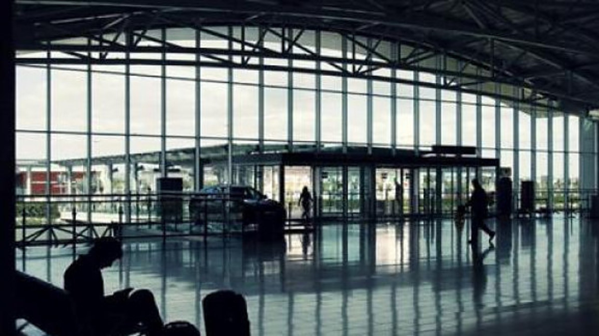 Δείτε ποιες πτήσεις επηρεάζονται από και προς Κύπρο αύριο από τη στάση εργασίας των Ελεγκτών Εναέριας Κυκλοφορίας