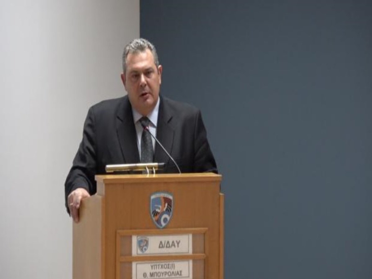 Πάνος Καμμένος: Επίσκεψη στους ήρωες των ελικοπτέρων έρευνας – διάσωσης