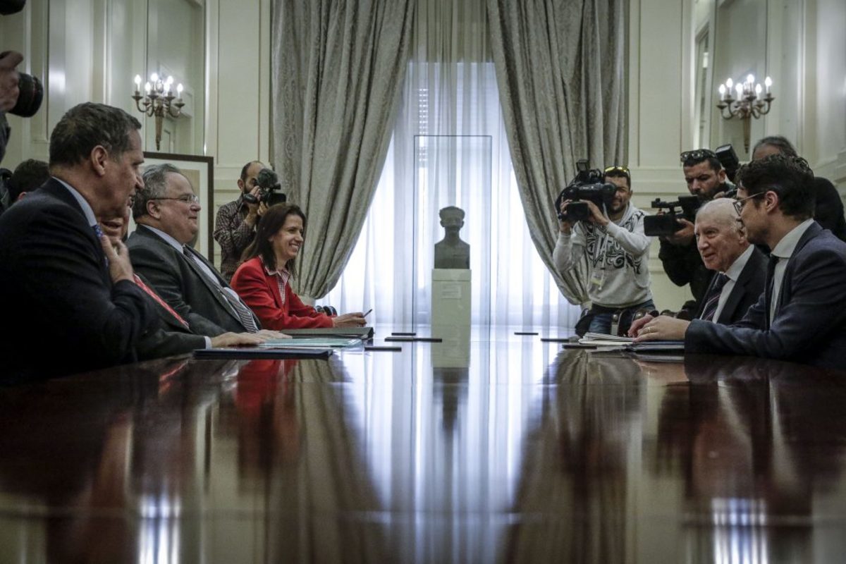 Σκοπιανό: Οι δυο κινήσεις Κοτζιά για το όνομα που μπορεί να δώσουν λύση