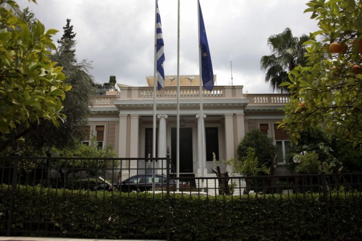 Κυβερνητικές πηγές: «Ελπίζουμε ότι το επόμενο μεγάλο κοινοβουλευτικό “ραντεβού” θα αφορά στο θέμα του ονοματολογικού για την ΠΓΔΜ»,