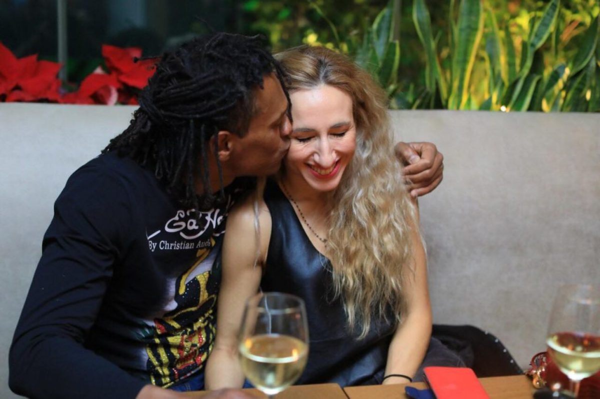 Ντανιέλ Μπατίστα: Σπάνια βραδινή έξοδος με τη σύντροφο της ζωής του! [pics]