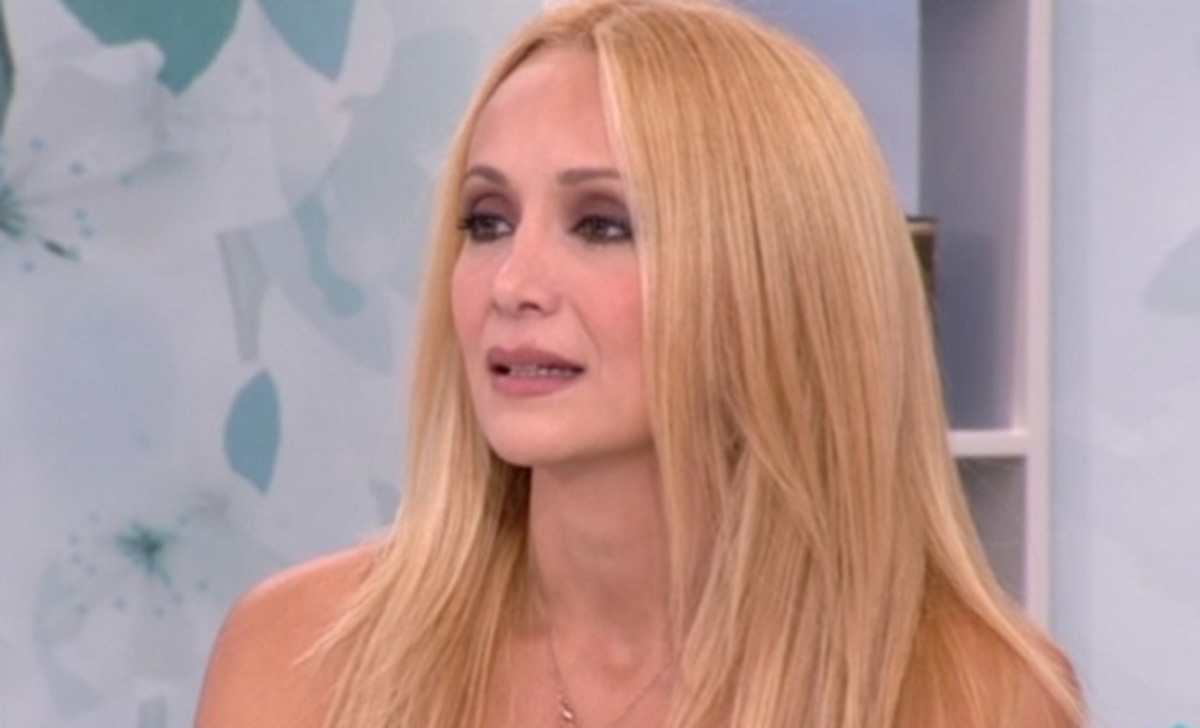 Δύσκολες ώρες για τη Νάταλι Κάκκαβα